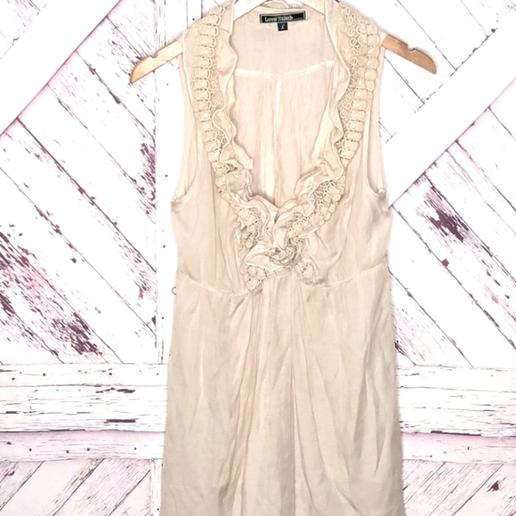 Love Stitch Embroidered Ruffled Sleeveless Top - Picture 4 of 4